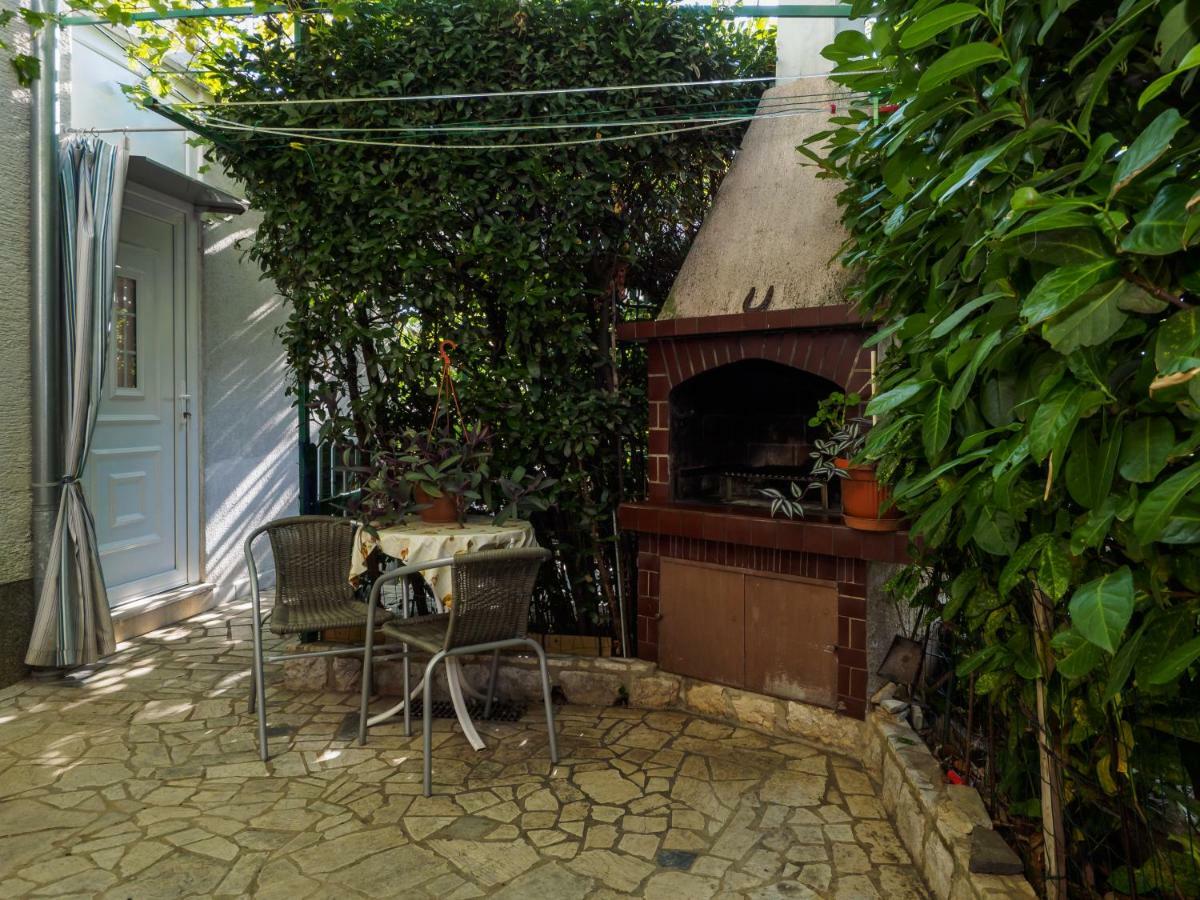 Cozy Studio With Private Terrace Barac Цриквеница Экстерьер фото